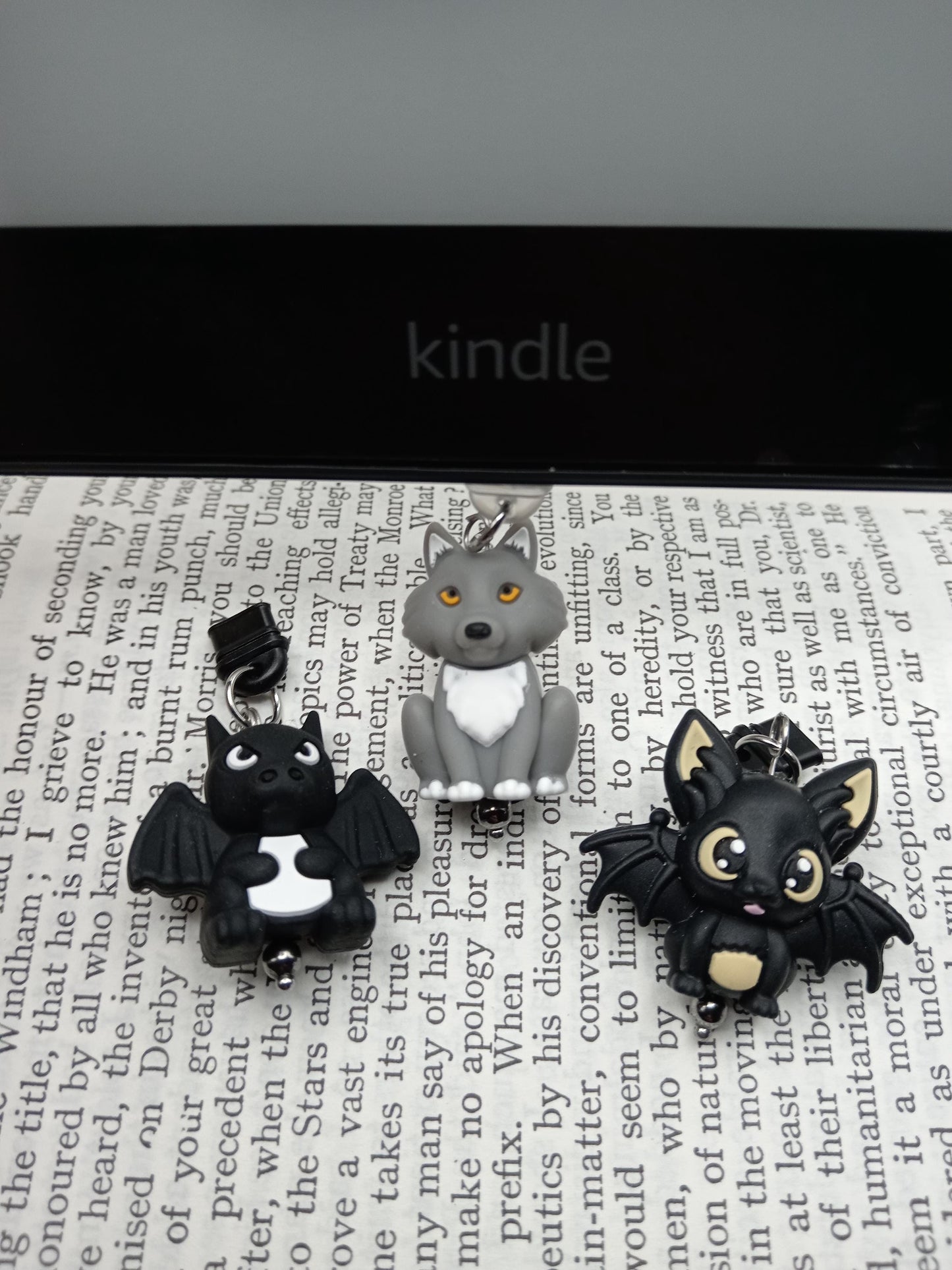 Kindle 3D USB Dust Plug Charms - Bat, Dragon, Wolf