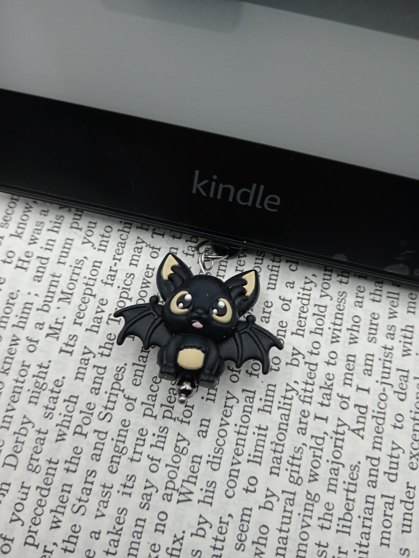 Kindle 3D USB Dust Plug Charms - Bat, Dragon, Wolf