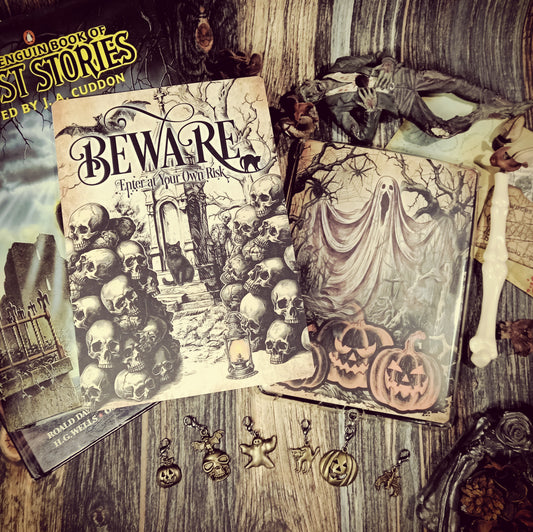 Vintage Halloween Kindle Bundle